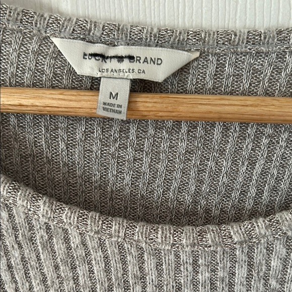 Gray Ribbed Long Sleeve Top - Picture 2 of 3